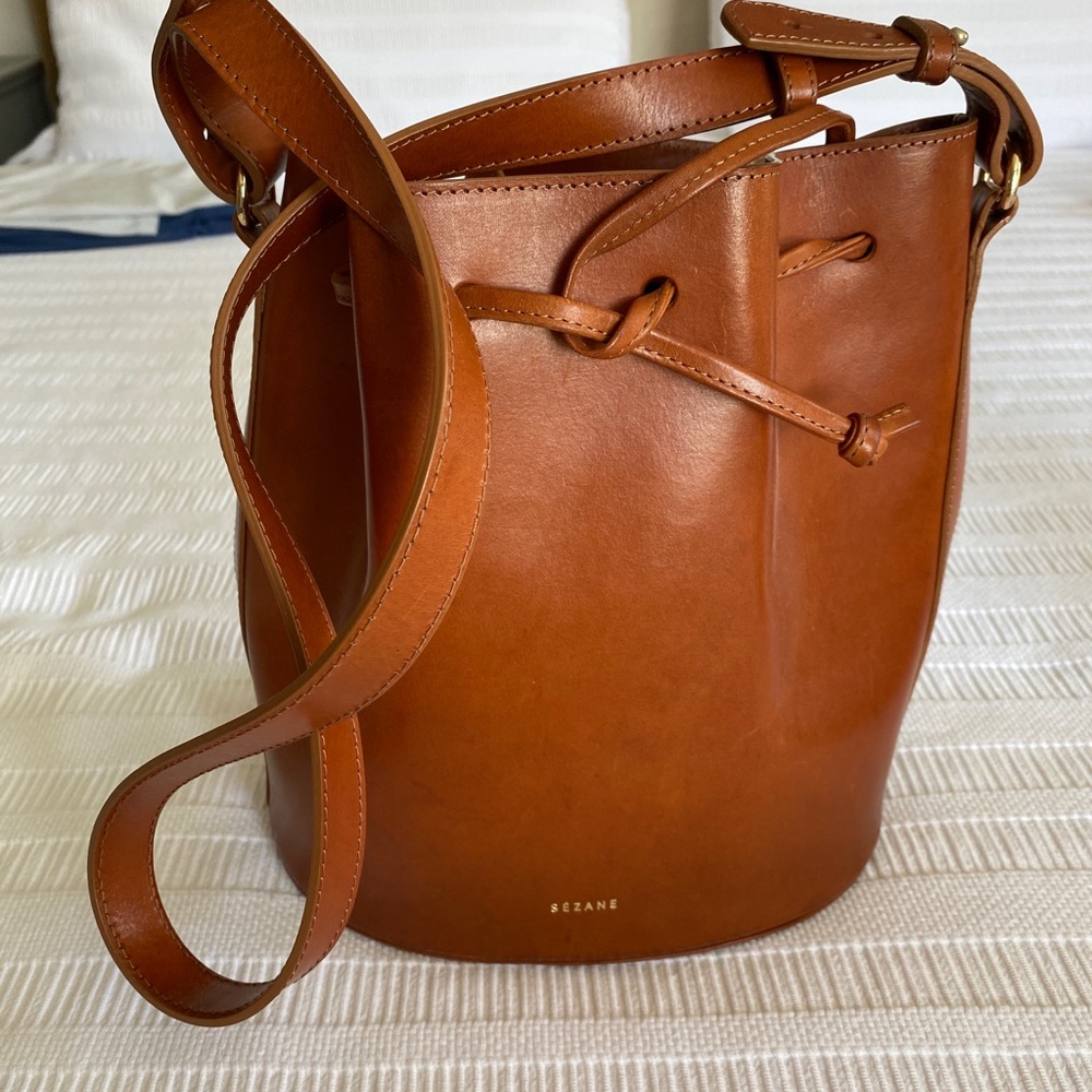 Sezane Brown Leather Bucket Bag - Picture 2 of 5